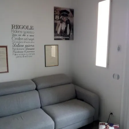 White House * Brescia