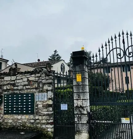 White House * Brescia
